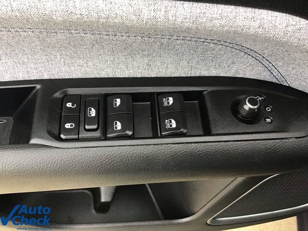 Used 2022 Jeep Compass Latitude image 28