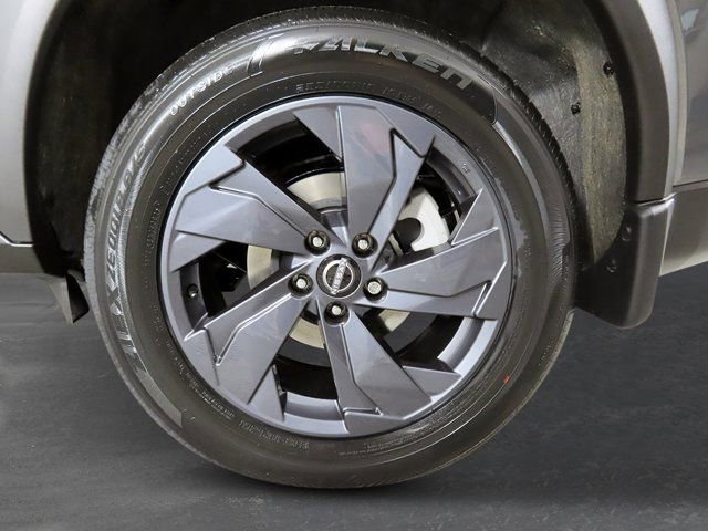 New 2026 Nissan Rogue SV image 10