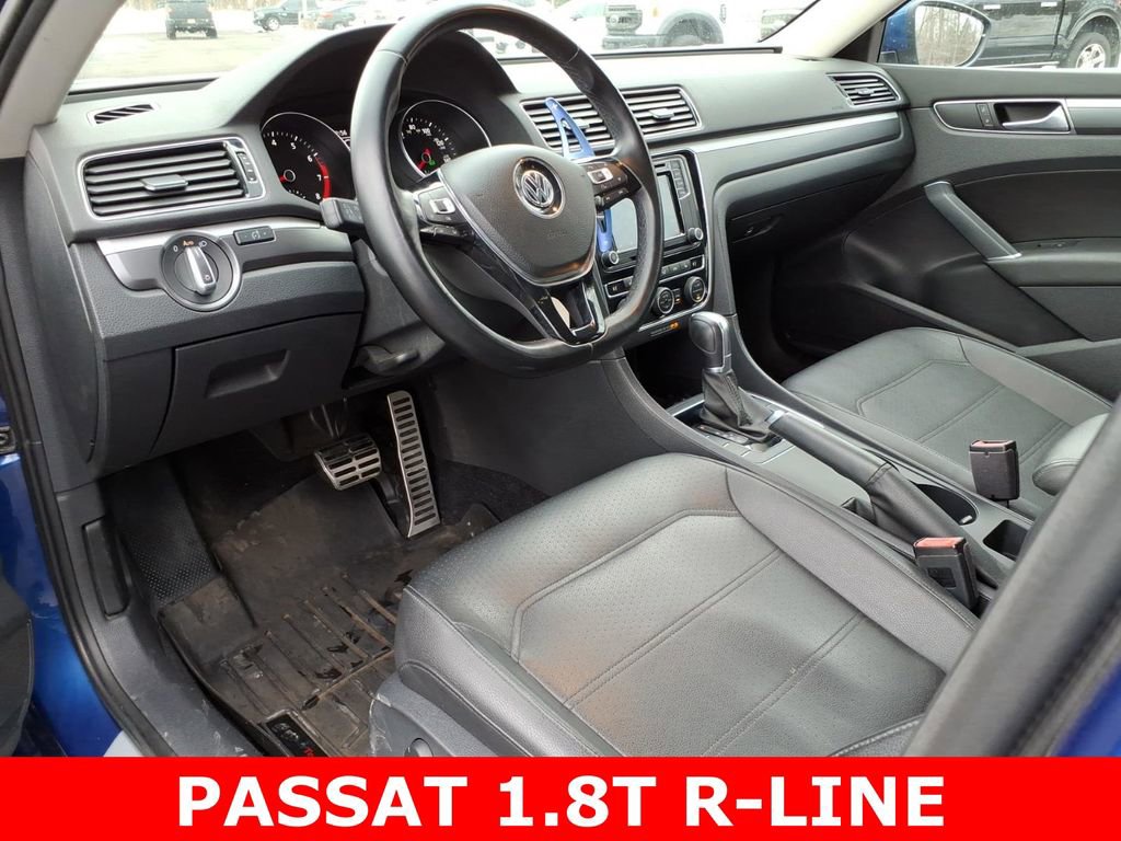 Used 2017 Volkswagen Passat 1.8T R-Line image 11