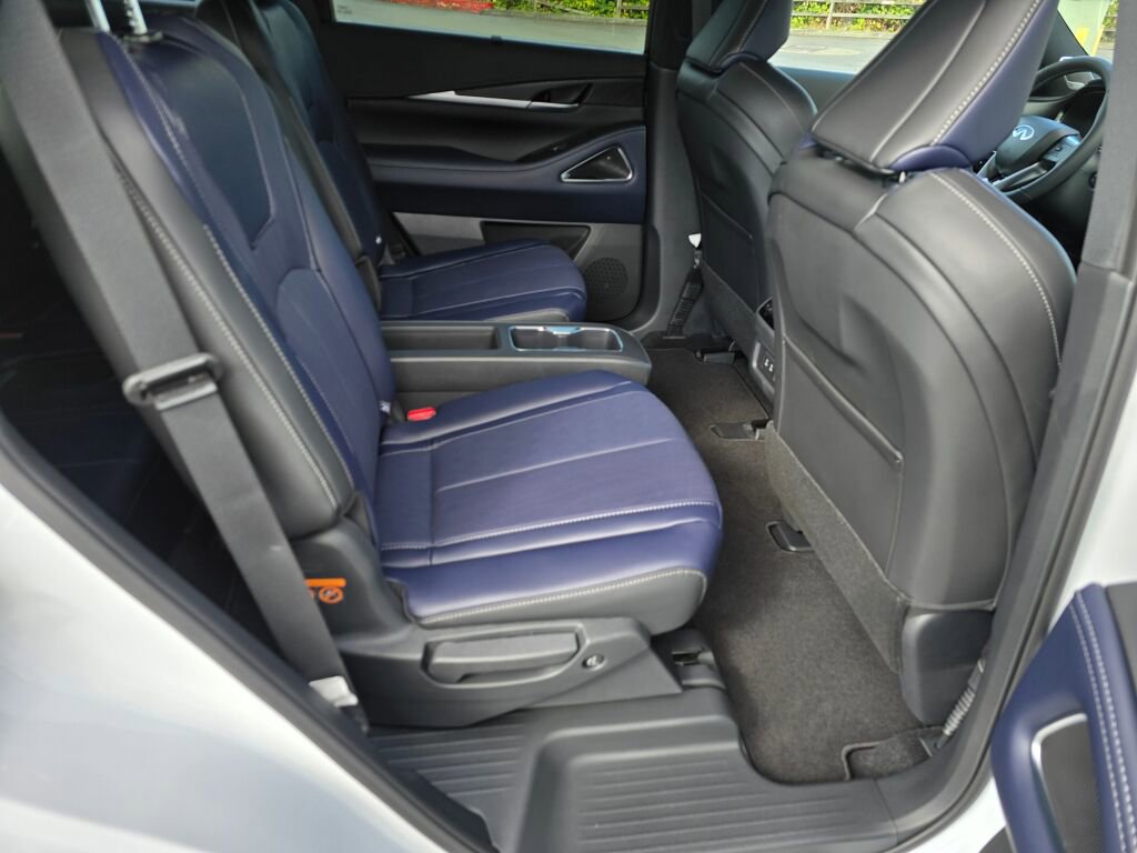 New 2026 INFINITI QX60 Sport w/ Dark Cargo Package image 12