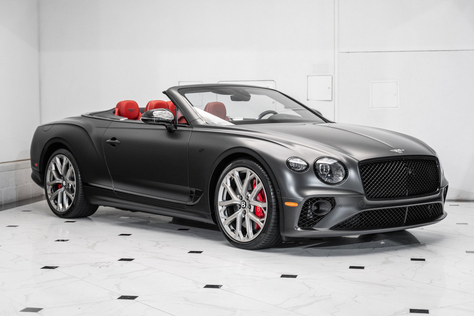Used 2023 Bentley Continental GT V8 image 7
