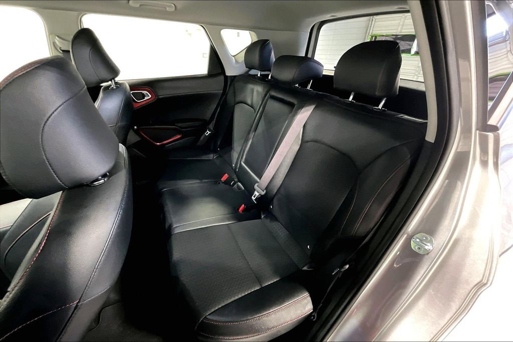 Used 2025 Kia Soul GT-Line image 35