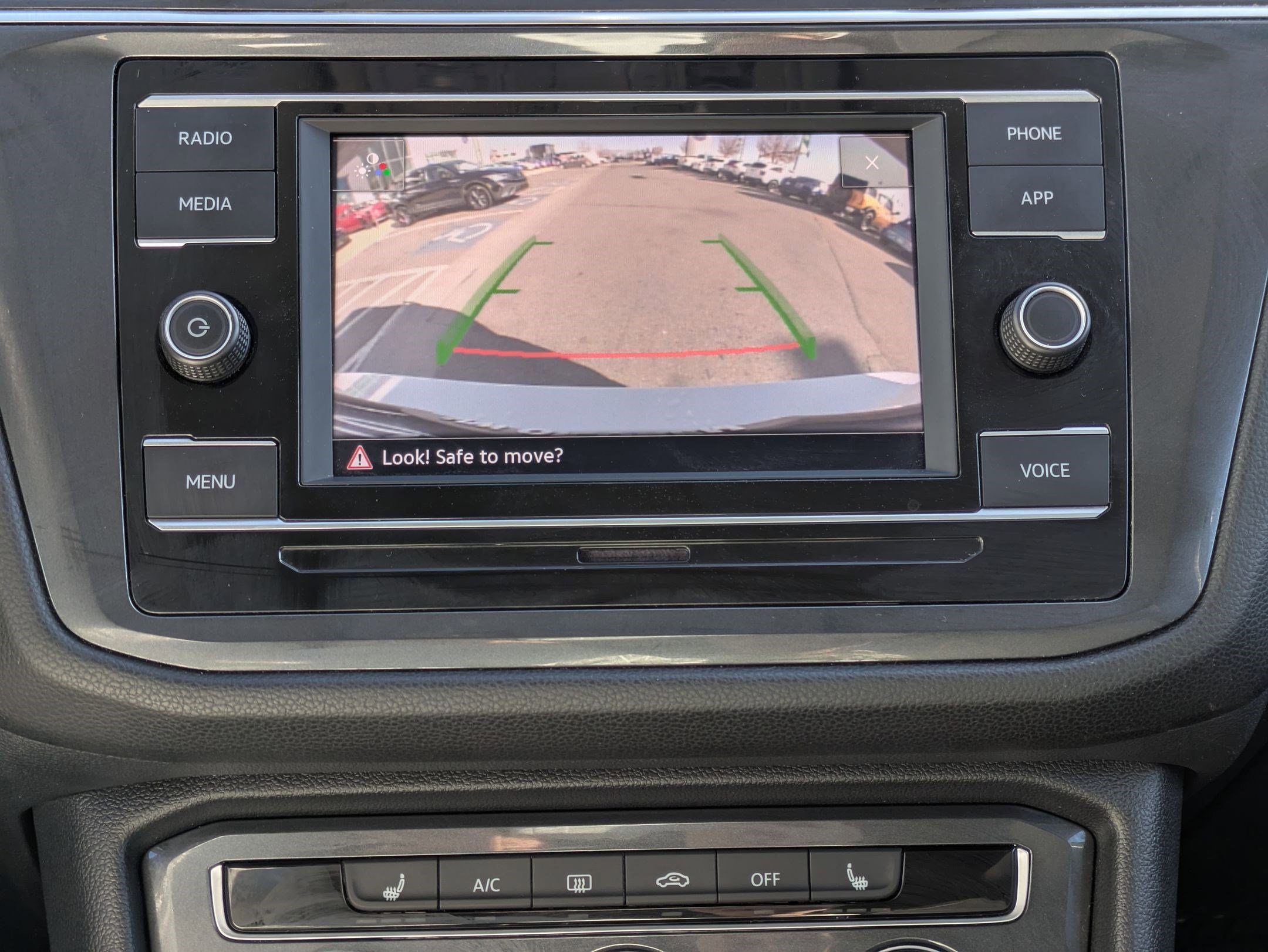 Certified 2023 Volkswagen Tiguan S image 27