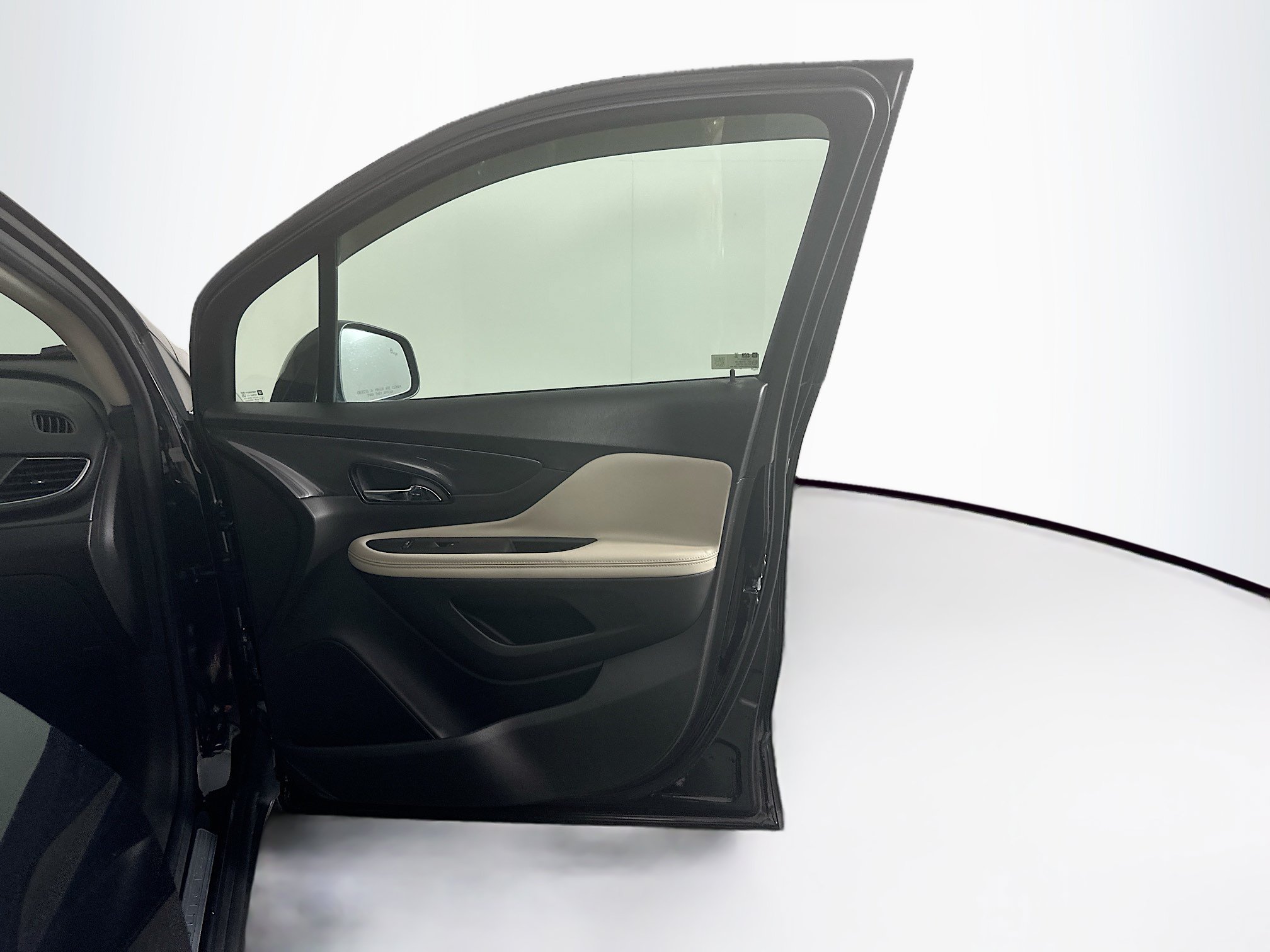 Used 2020 Buick Encore Preferred w/ Safety Package FWD image 30