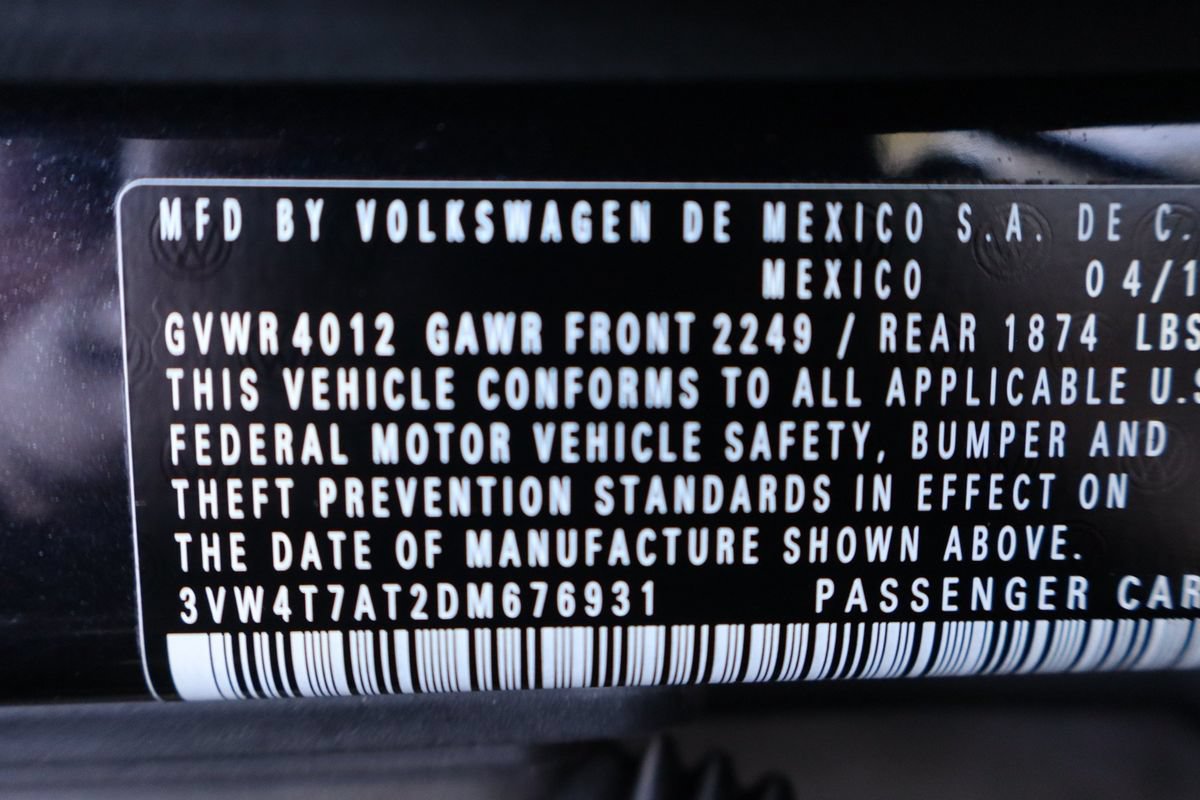 Used 2013 Volkswagen Beetle 2.0T FWD image 43