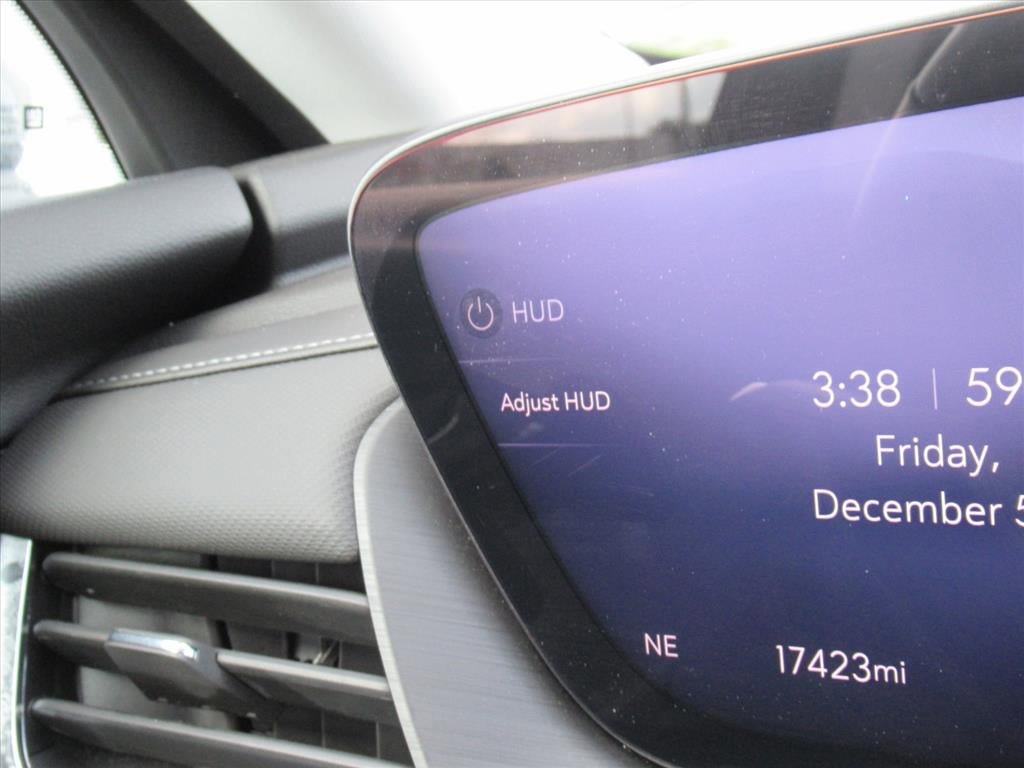 Used 2025 Buick Envision Preferred AWD/4WD image 25