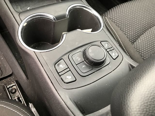 Certified 2023 GMC Terrain SLE w/ Driver Convenience Package image 9