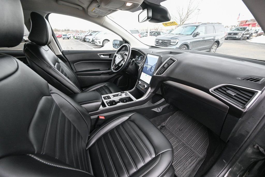 Certified 2024 Ford Edge SEL w/ Convenience Package image 22