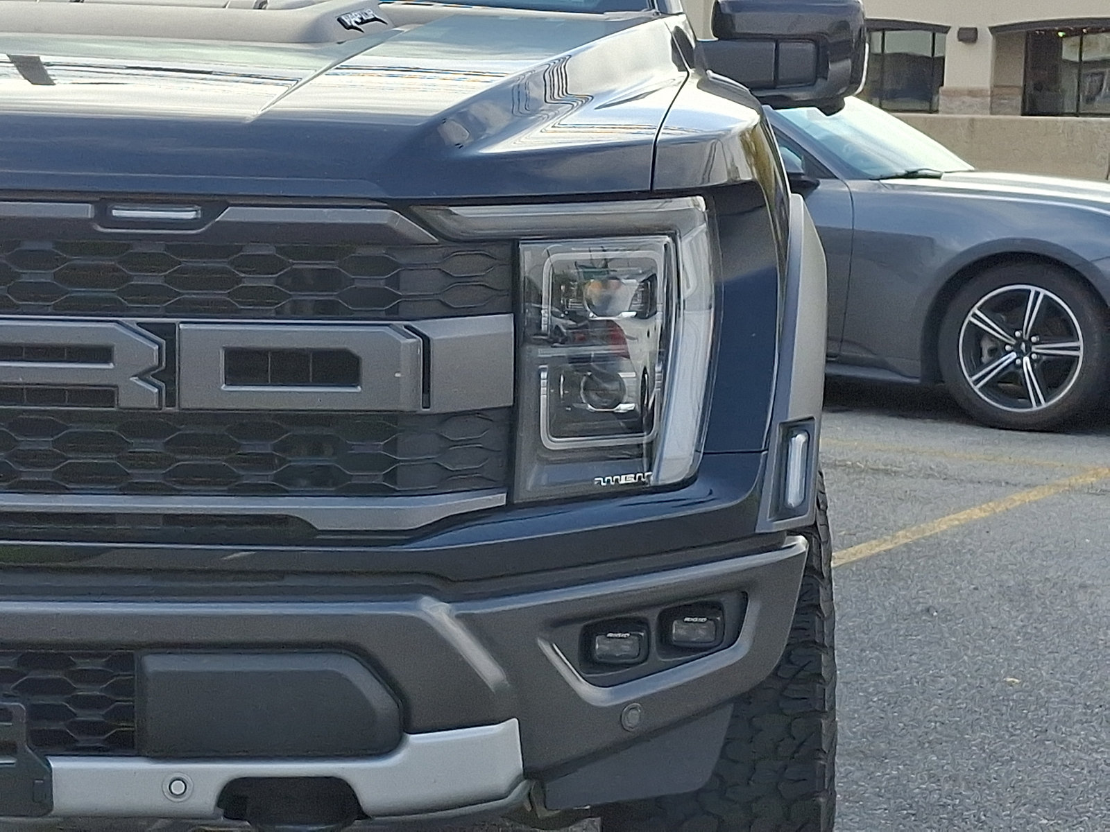 Used 2022 Ford F150 Raptor w/ Equipment Group 801A High AWD/4WD image 8