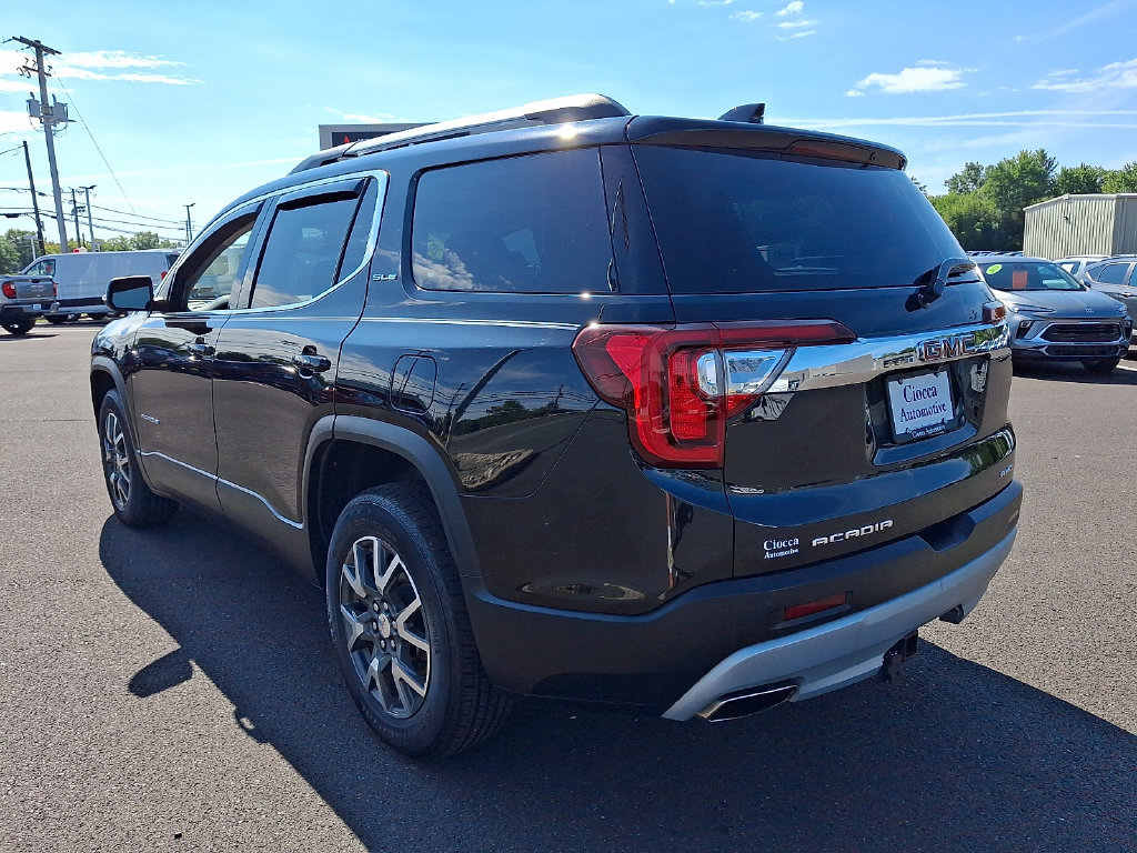 Used 2022 GMC Acadia SLE w/ Driver Convenience Package AWD/4WD image 4