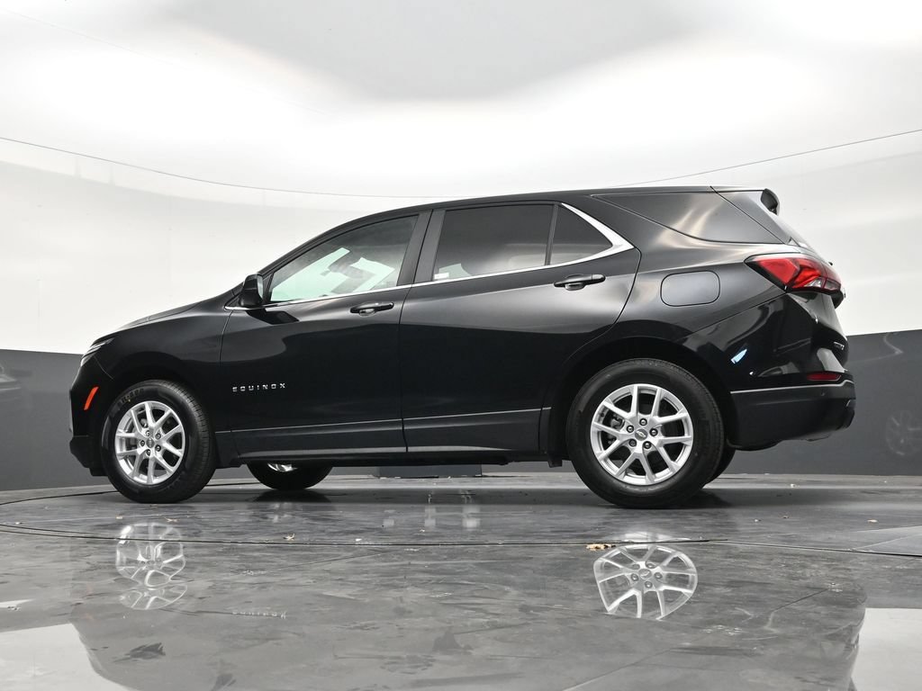 Used 2024 Chevrolet Equinox LT FWD image 22