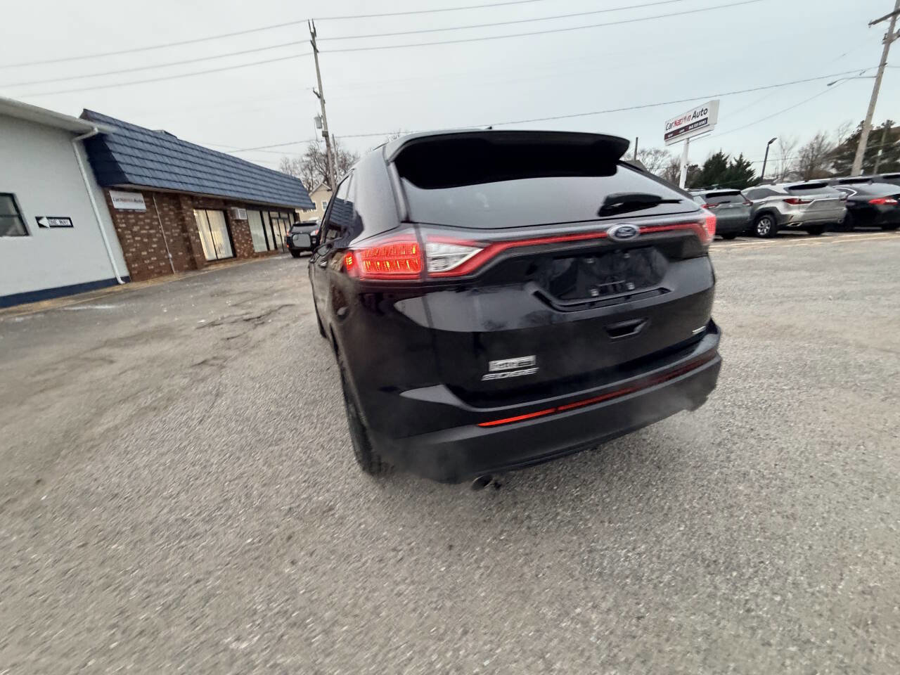 Used 2018 Ford Edge SE image 39