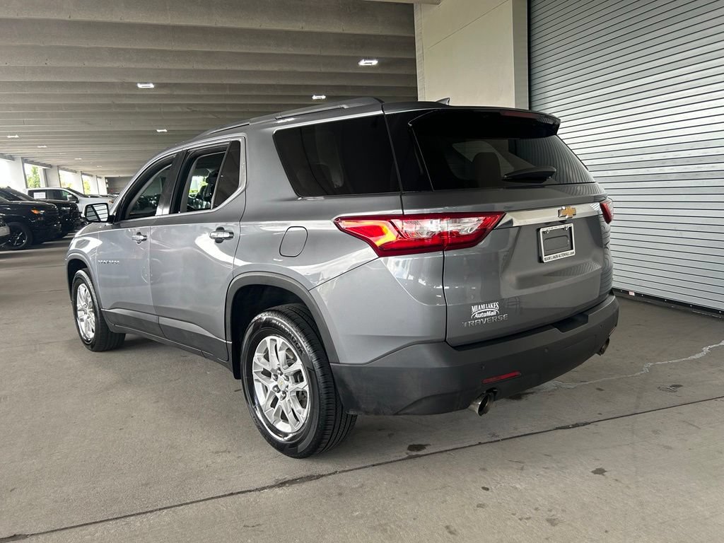 Used 2019 Chevrolet Traverse LT FWD image 3