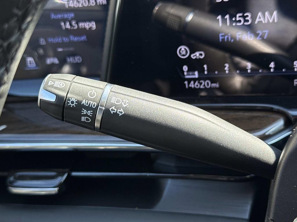 Used 2024 Cadillac Escalade Sport Platinum w/ LPO, ONYX Package image 29