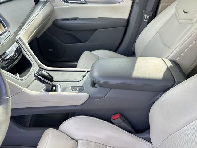Used 2017 Cadillac XT5 Premium Luxury AWD/4WD image 21