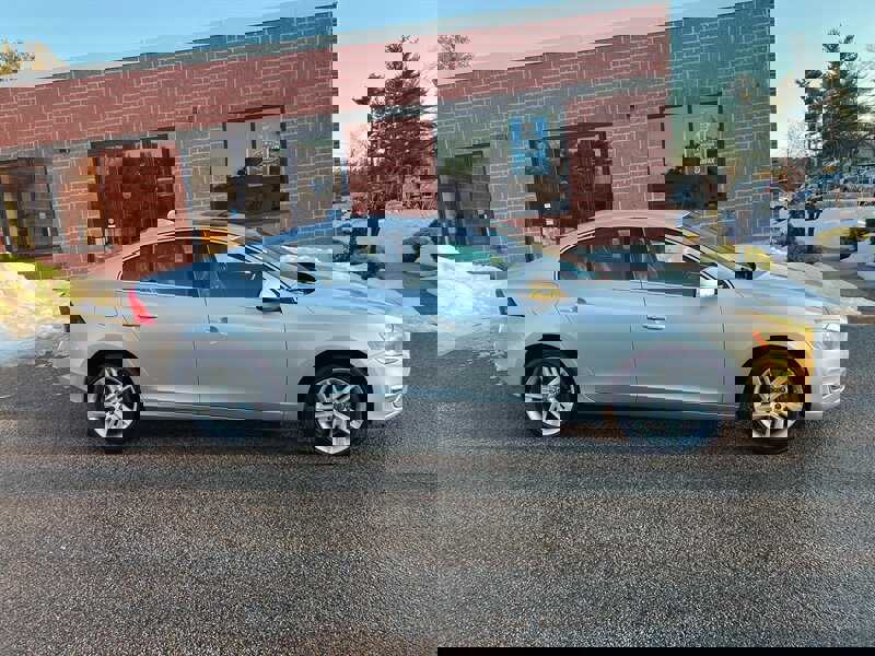 Used 2014 Volvo S60 T5 image 6