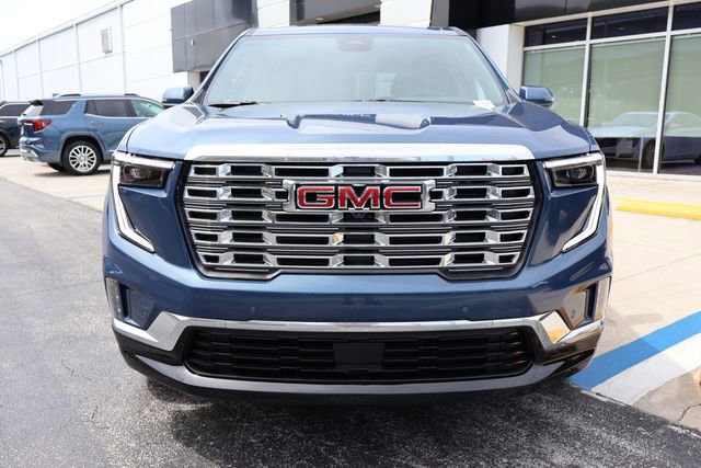 New 2026 GMC Acadia Denali image 2
