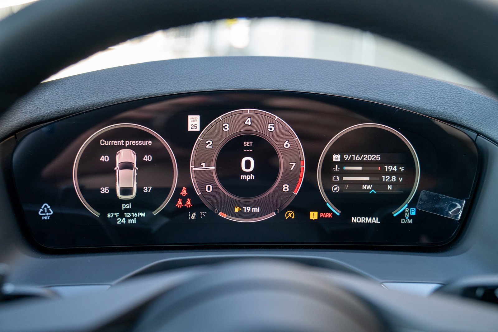 Certified 2025 Porsche Panamera 4 AWD/4WD image 16