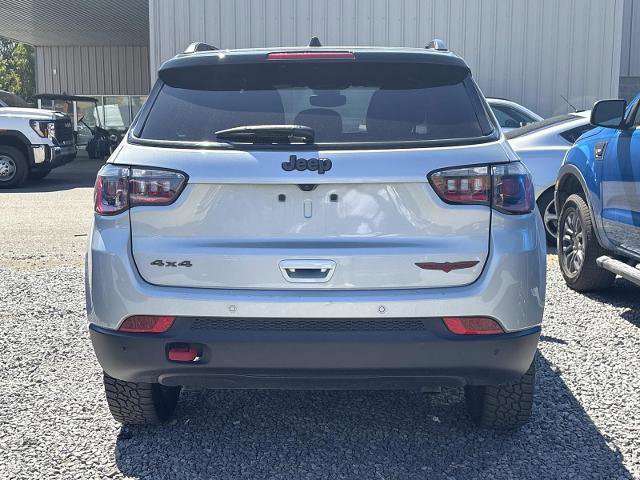 Used 2024 Jeep Compass Trailhawk image 5