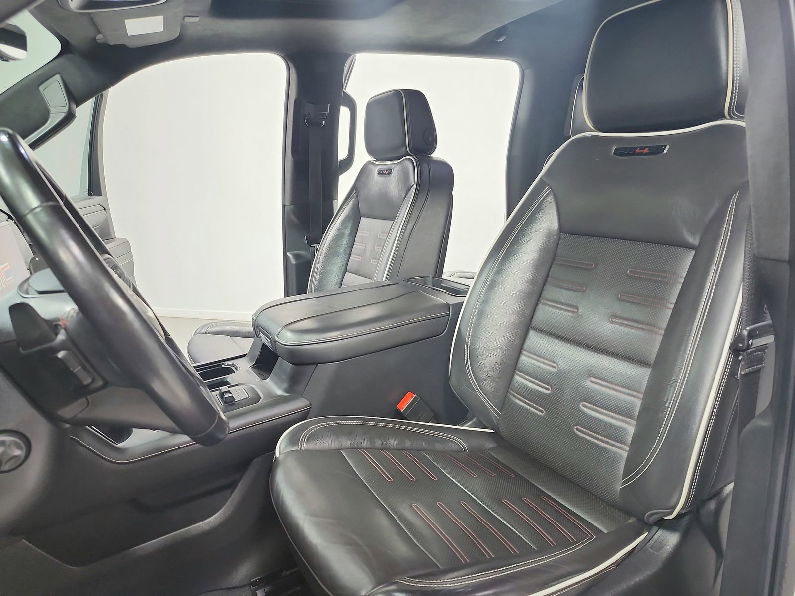 Used 2023 GMC Sierra 1500 AT4X image 19