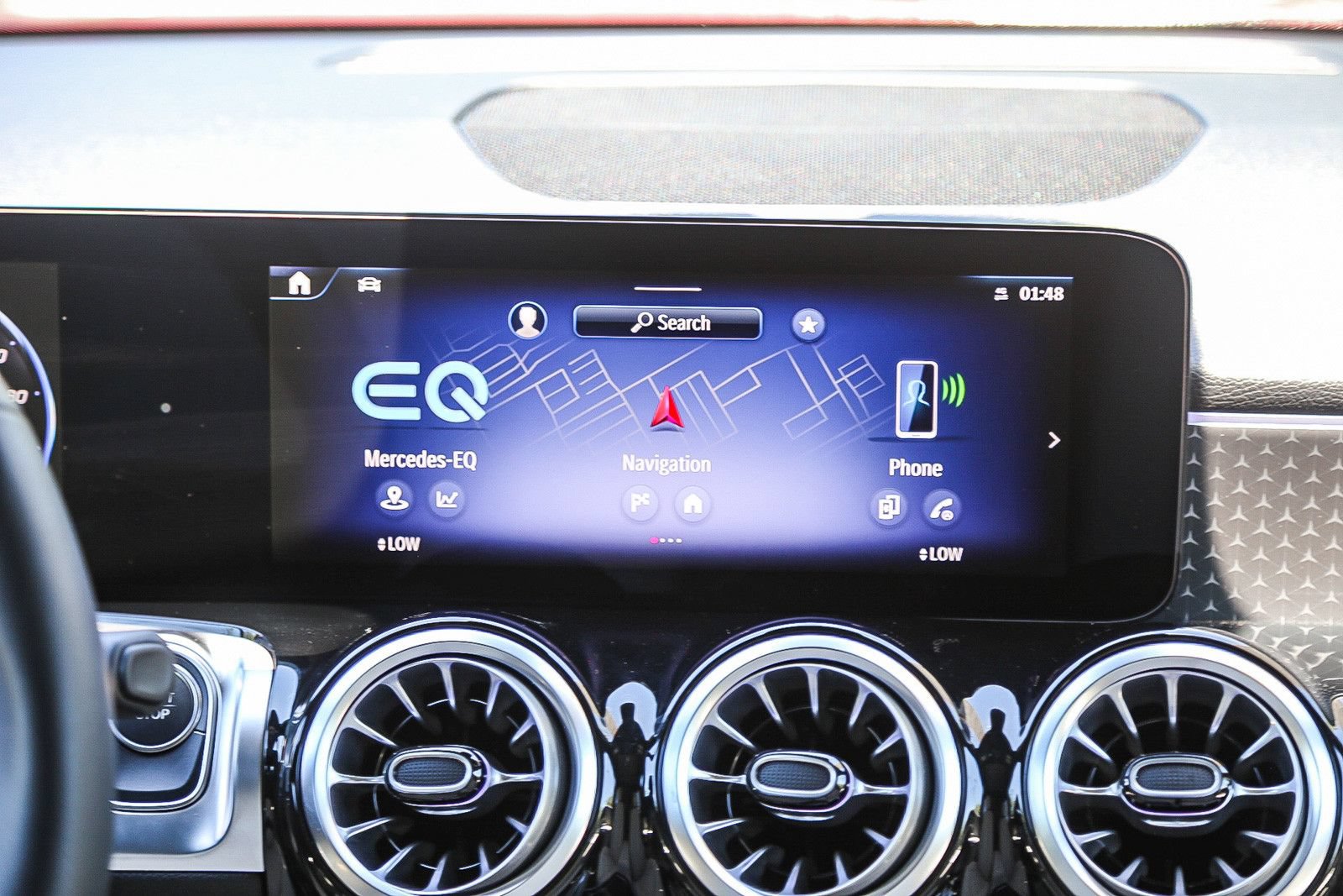 Used 2024 Mercedes-Benz EQB 300 4MATIC image 12