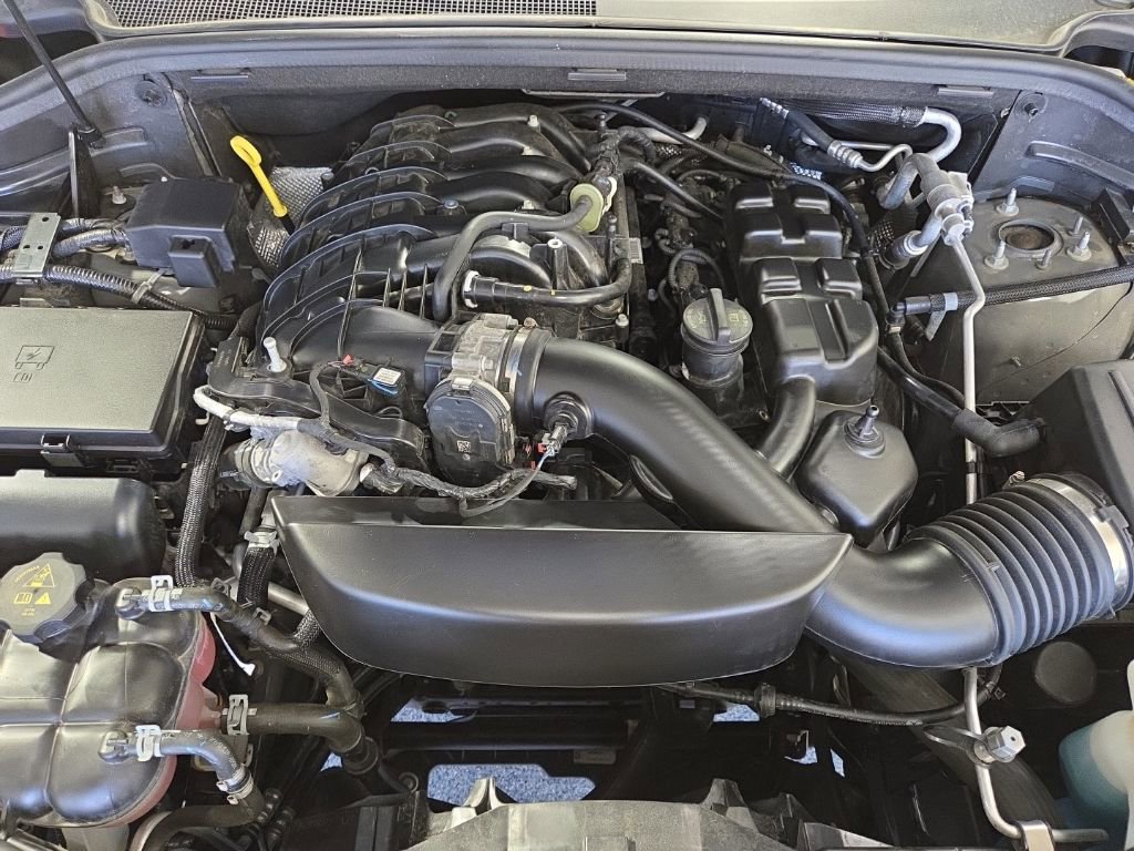 Used 2025 Dodge Durango GT AWD/4WD image 46