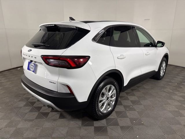 Used 2023 Ford Escape Active image 10