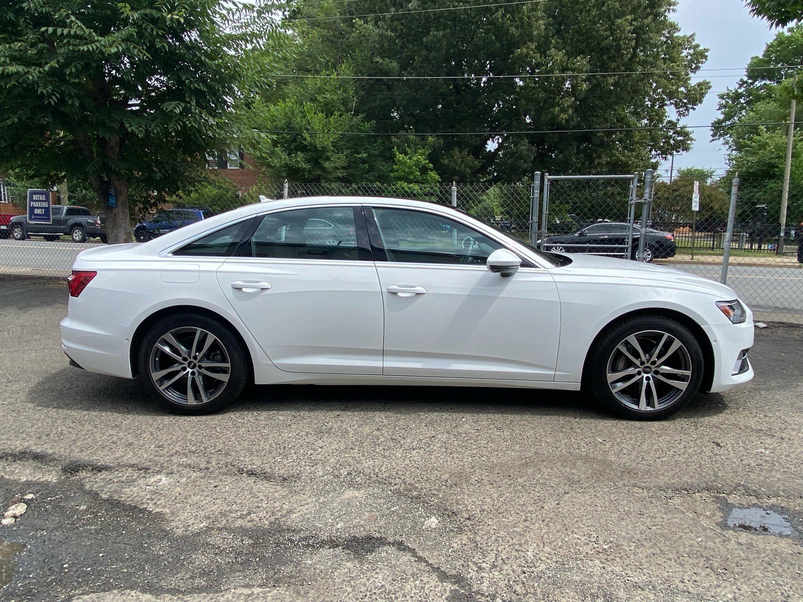 Used 2023 Audi A6 2.0T Premium w/ Convenience Package AWD/4WD image 2