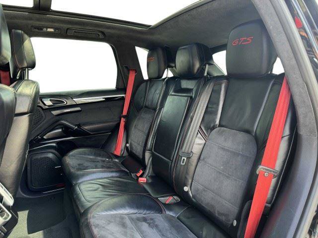 Used 2017 Porsche Cayenne GTS AWD/4WD image 37