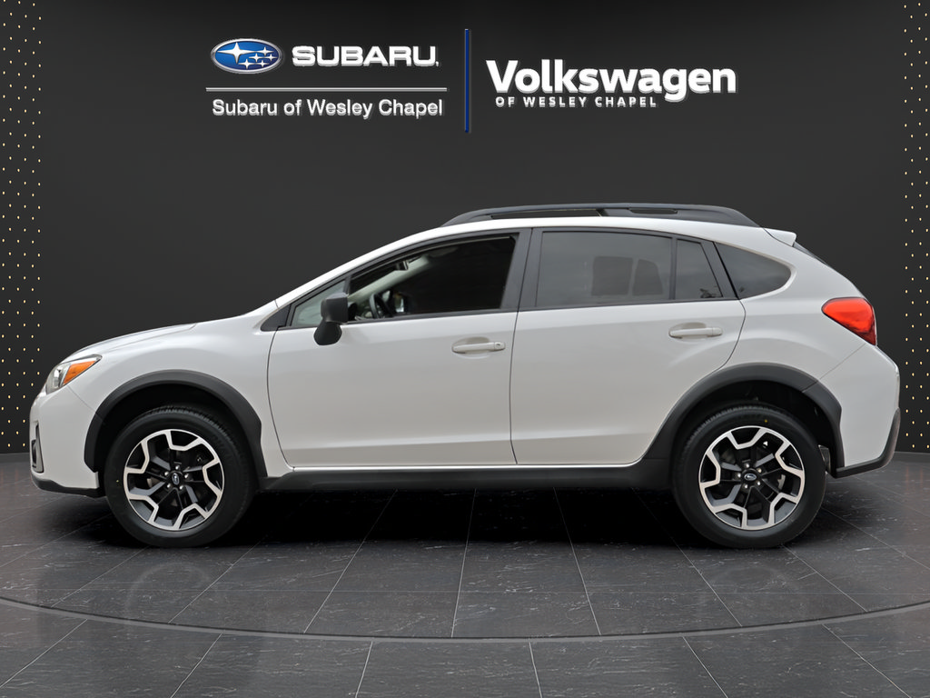Used 2017 Subaru Crosstrek 2.0i AWD/4WD image 4