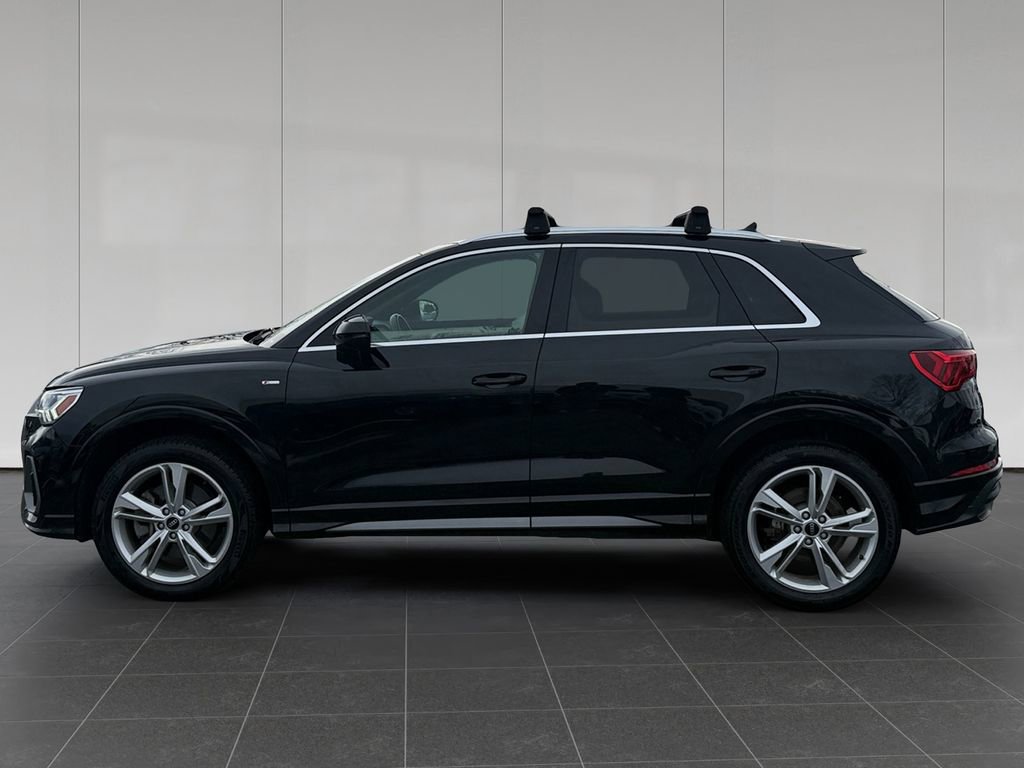 Used 2021 Audi Q3 2.0T Premium Plus w/ Premium Plus Package image 2