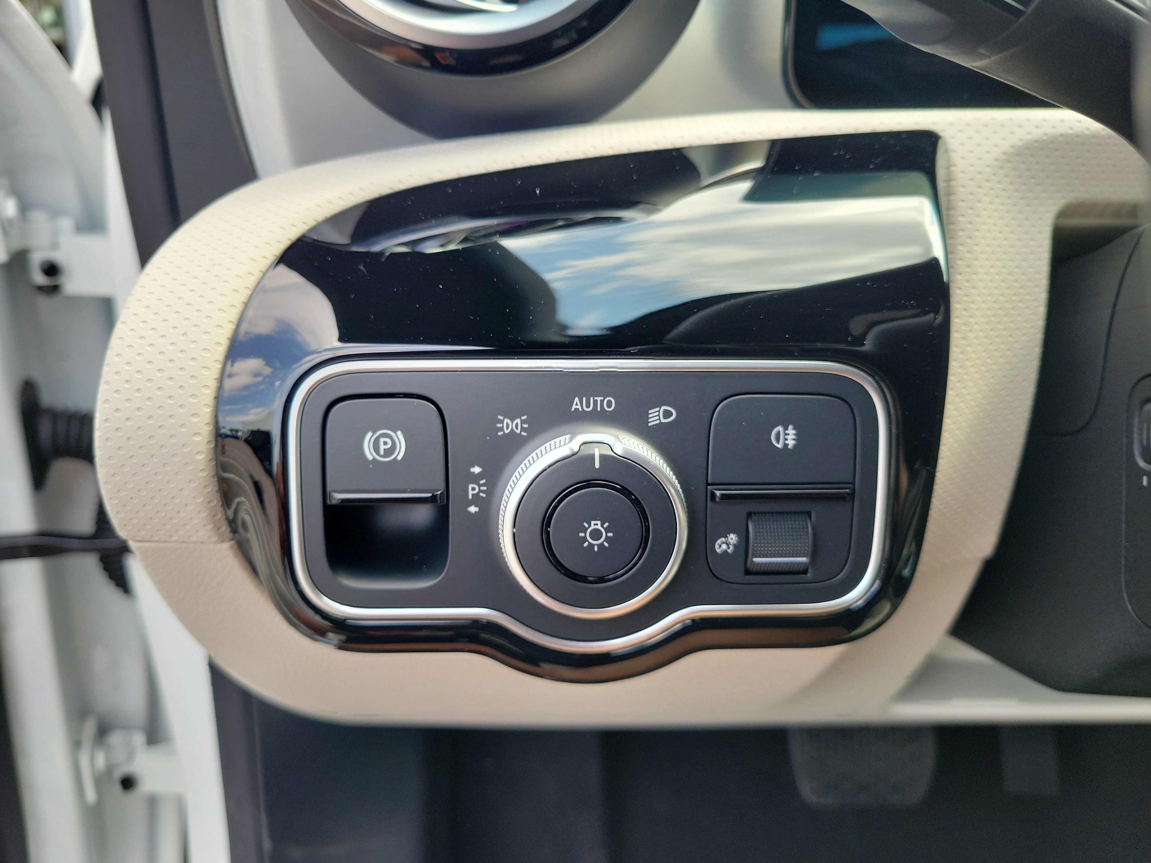 Certified 2026 Mercedes-Benz CLA 250 image 29