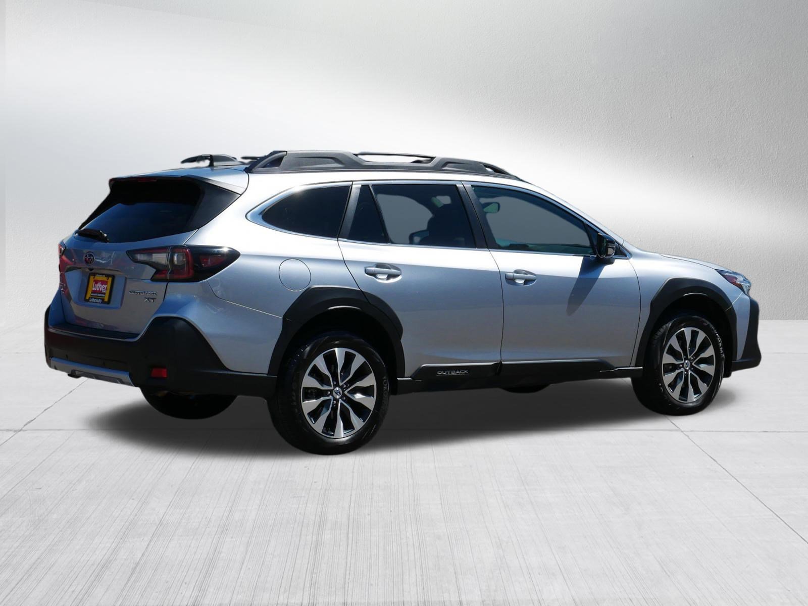 Used 2024 Subaru Outback Limited XT AWD/4WD image 7