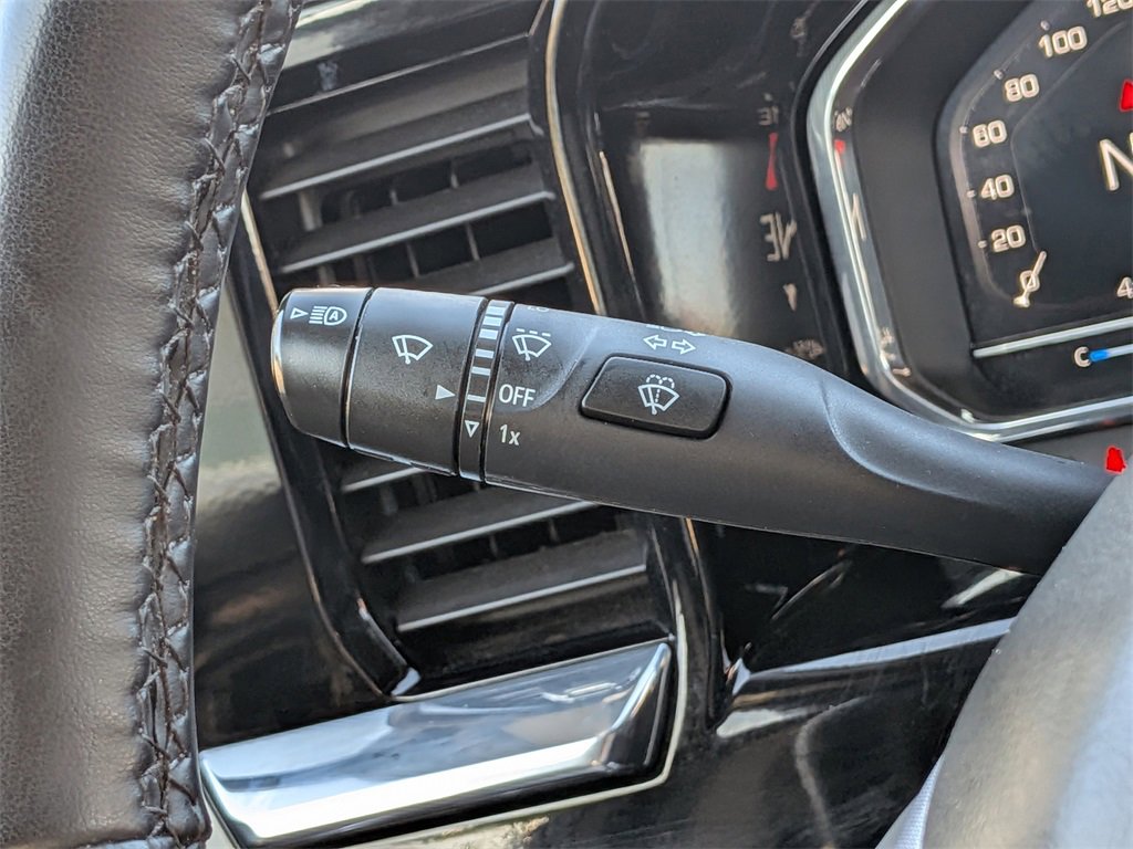 Used 2025 GMC Sierra 1500 SLT image 28