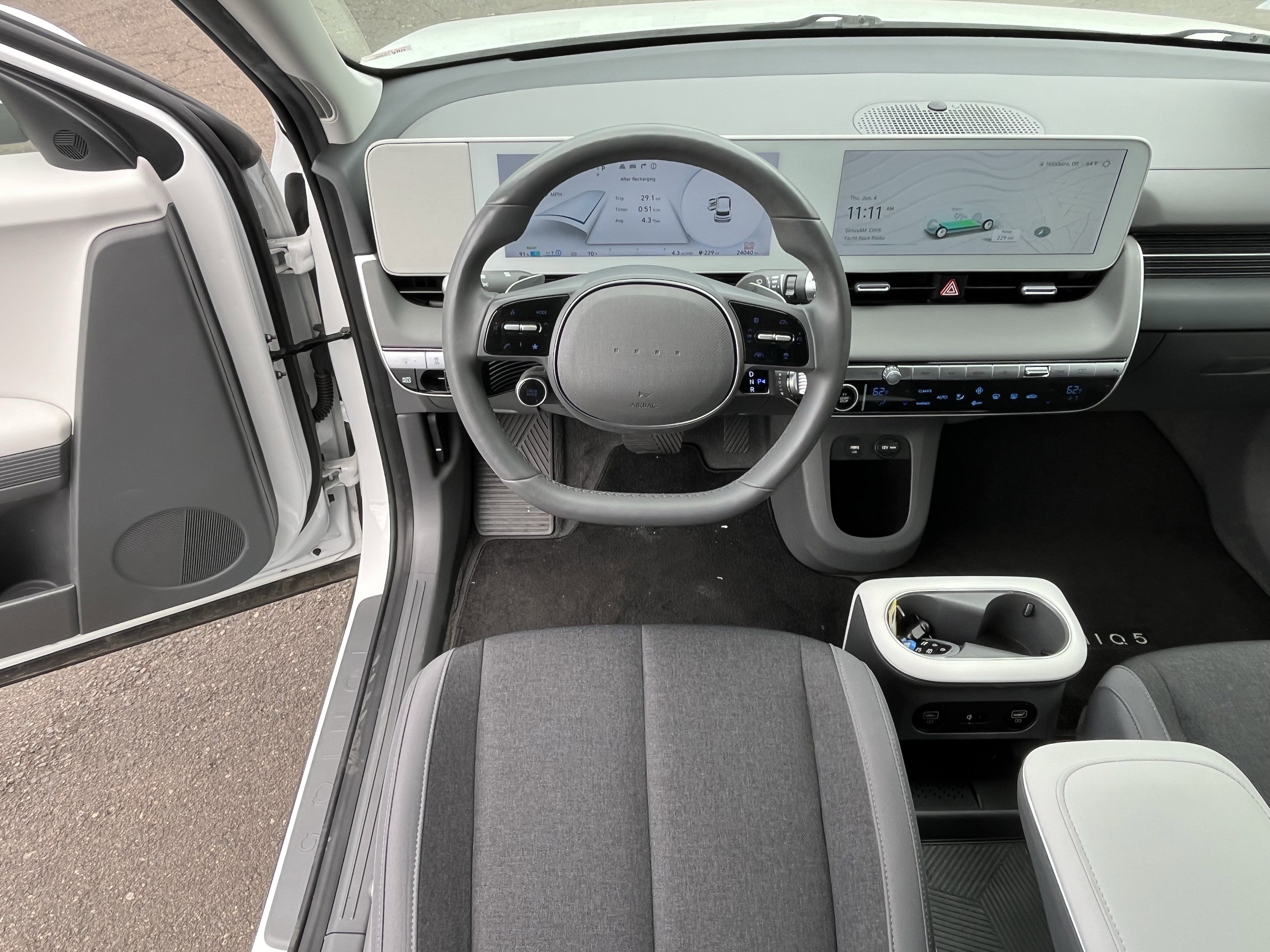 Used 2024 Hyundai Ioniq 5 SEL RWD image 12