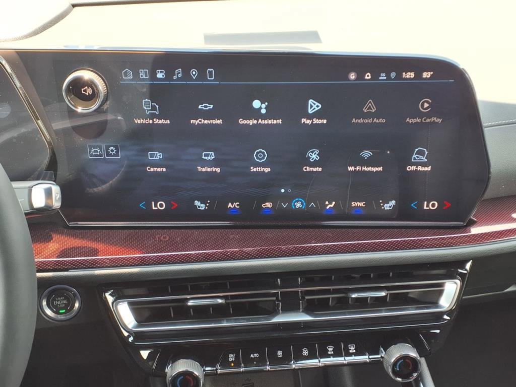 New 2026 Chevrolet Traverse Z71 w/ Driver Confidence Package image 14