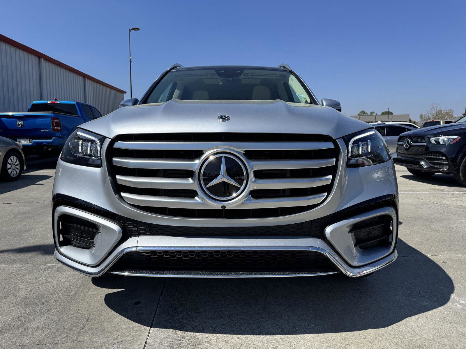 Certified 2026 Mercedes-Benz GLS 450 4MATIC image 2