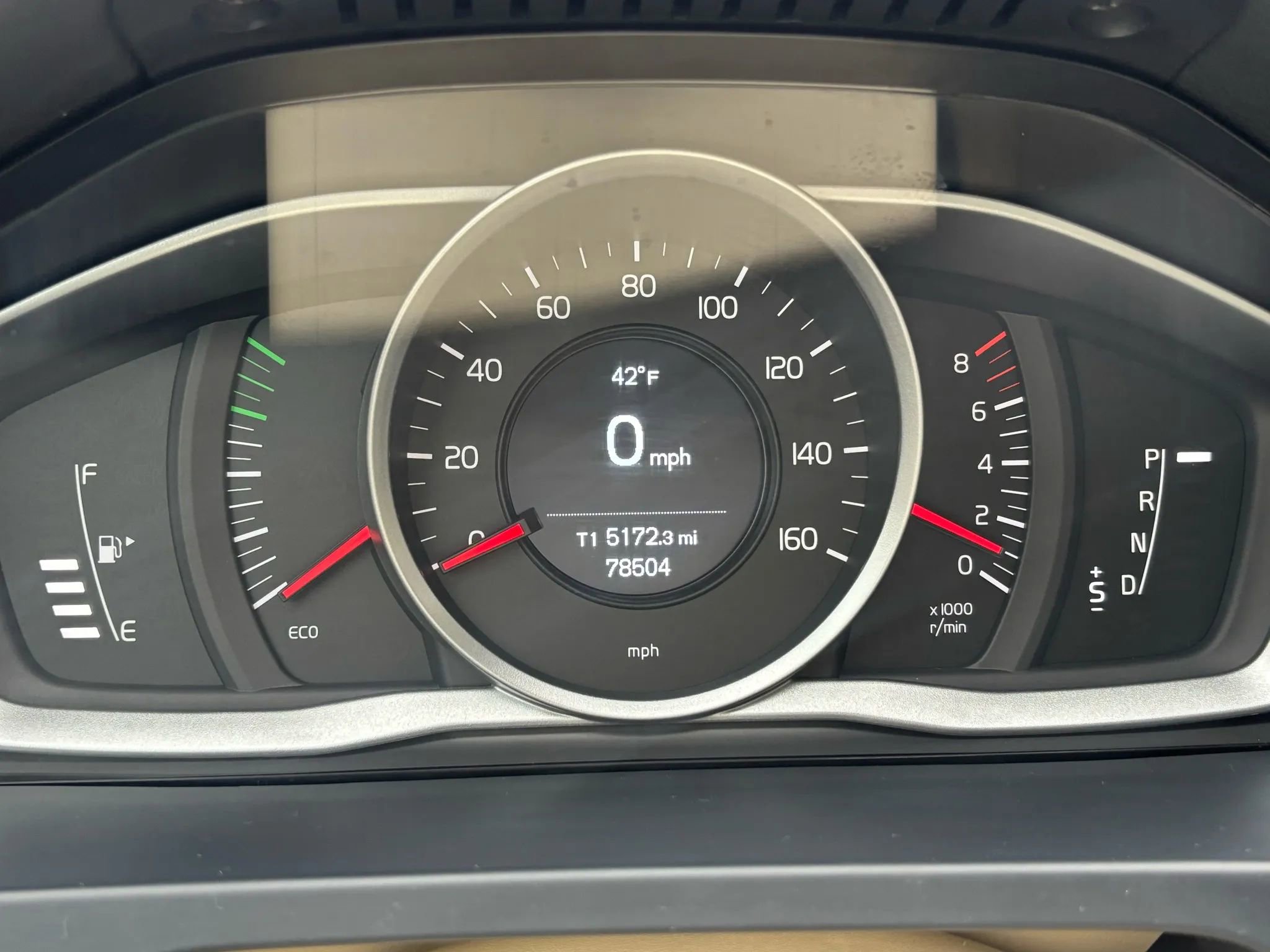 Used 2016 Volvo S60 T5 image 32