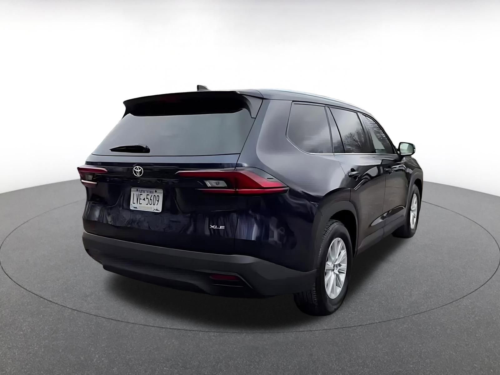 Used 2025 Toyota Grand Highlander FWD image 15