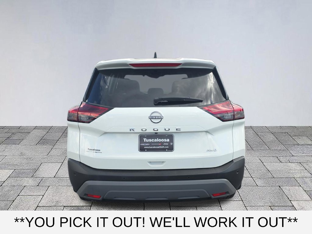 Used 2022 Nissan Rogue S AWD/4WD image 6
