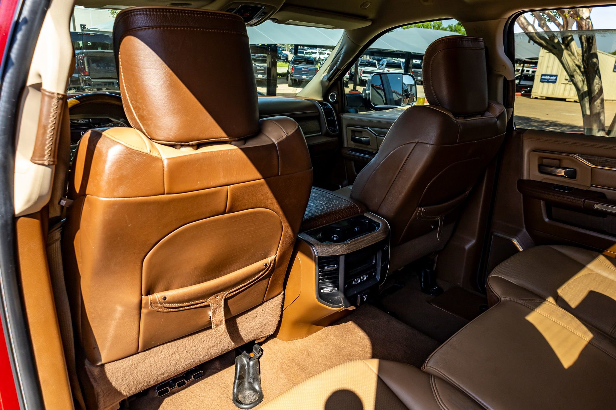 Used 2019 RAM 3500 Limited image 32