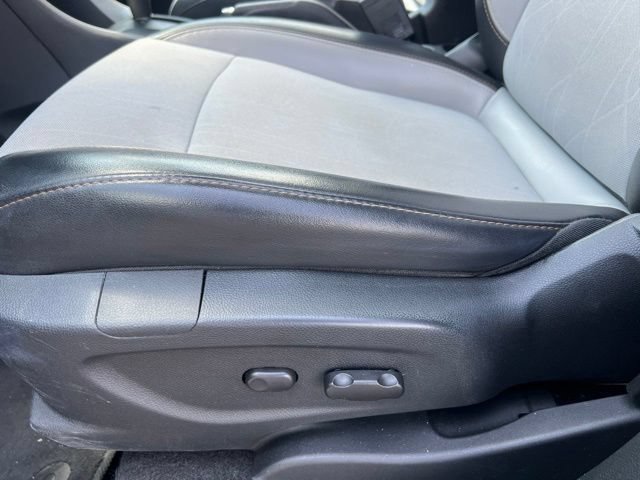 Used 2017 Chevrolet Trax LT w/ Sun & Sound Package FWD image 19