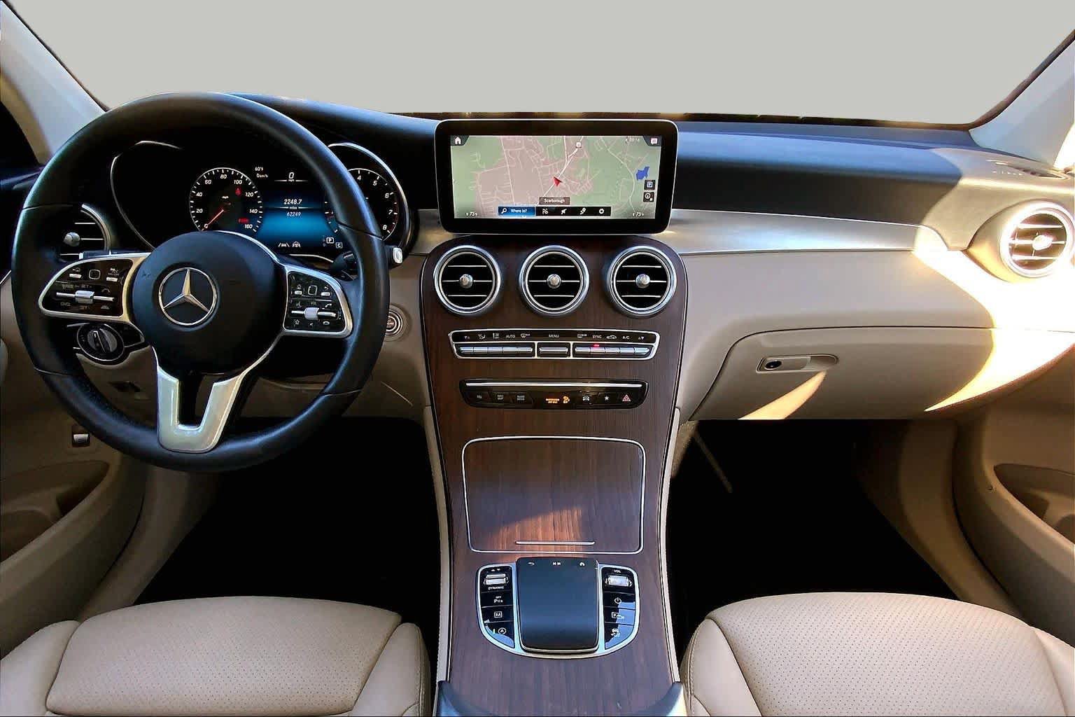 Used 2021 Mercedes-Benz GLC 300 4MATIC image 16