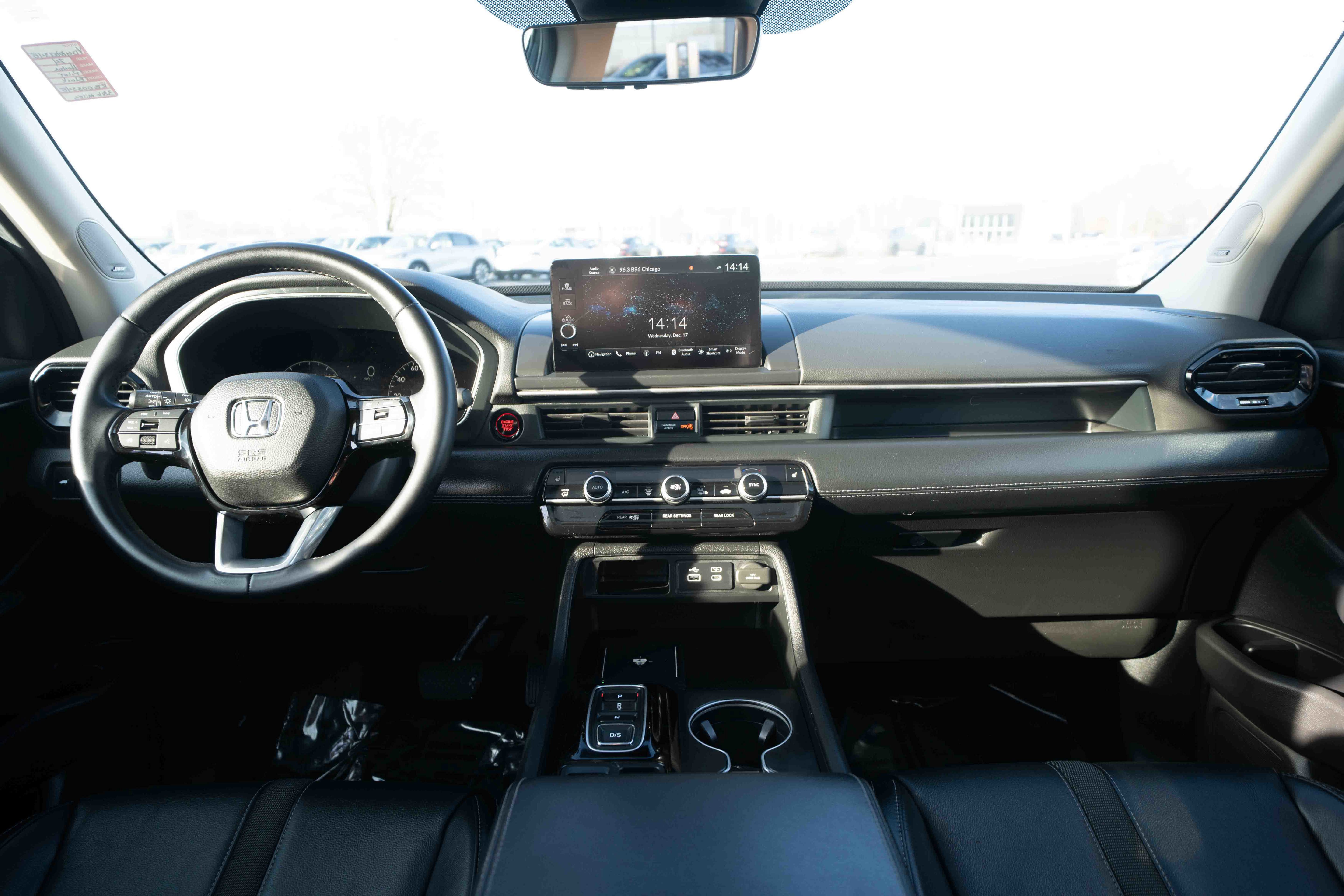 Used 2024 Honda Pilot Touring image 20