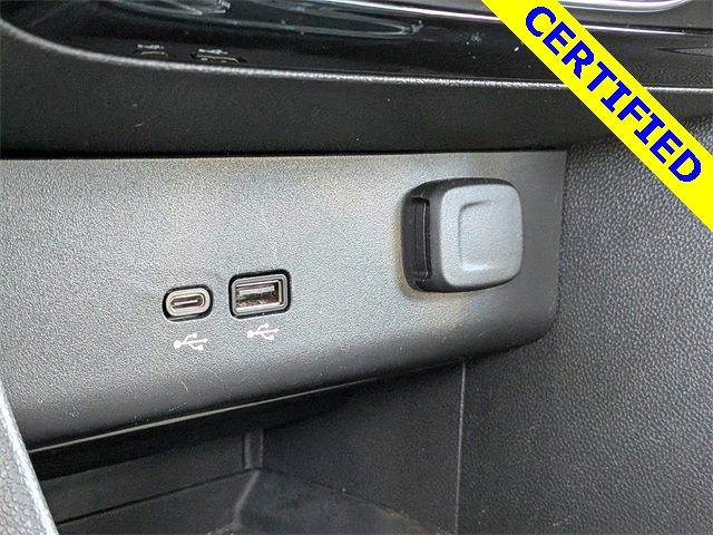 Used 2024 Buick Encore GX Sport Touring image 18