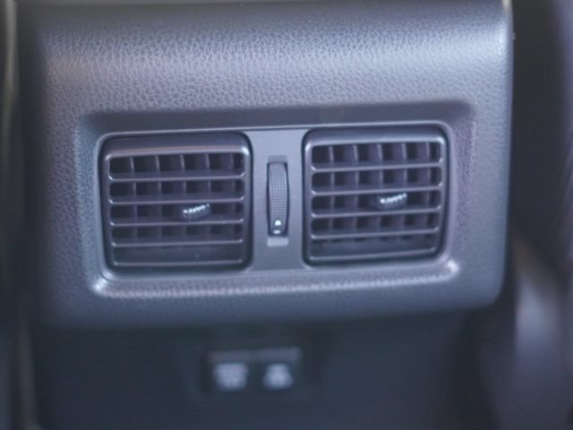 Used 2026 Toyota Camry Hybrid w/ Multimedia Upgrade Package FWD image 38