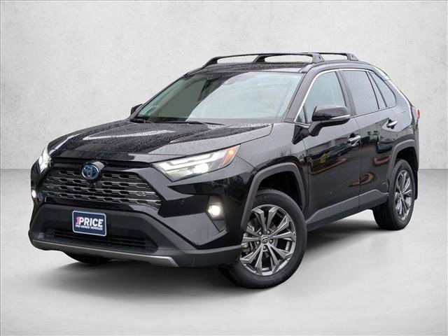 Used 2022 Toyota RAV4 Limited image 1