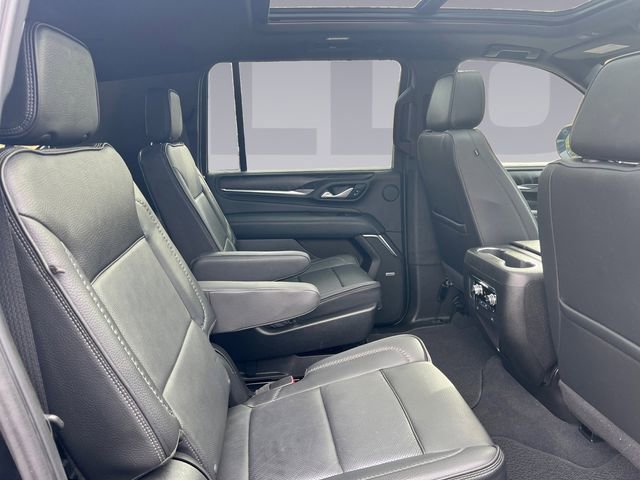 Used 2022 GMC Yukon XL Denali image 18