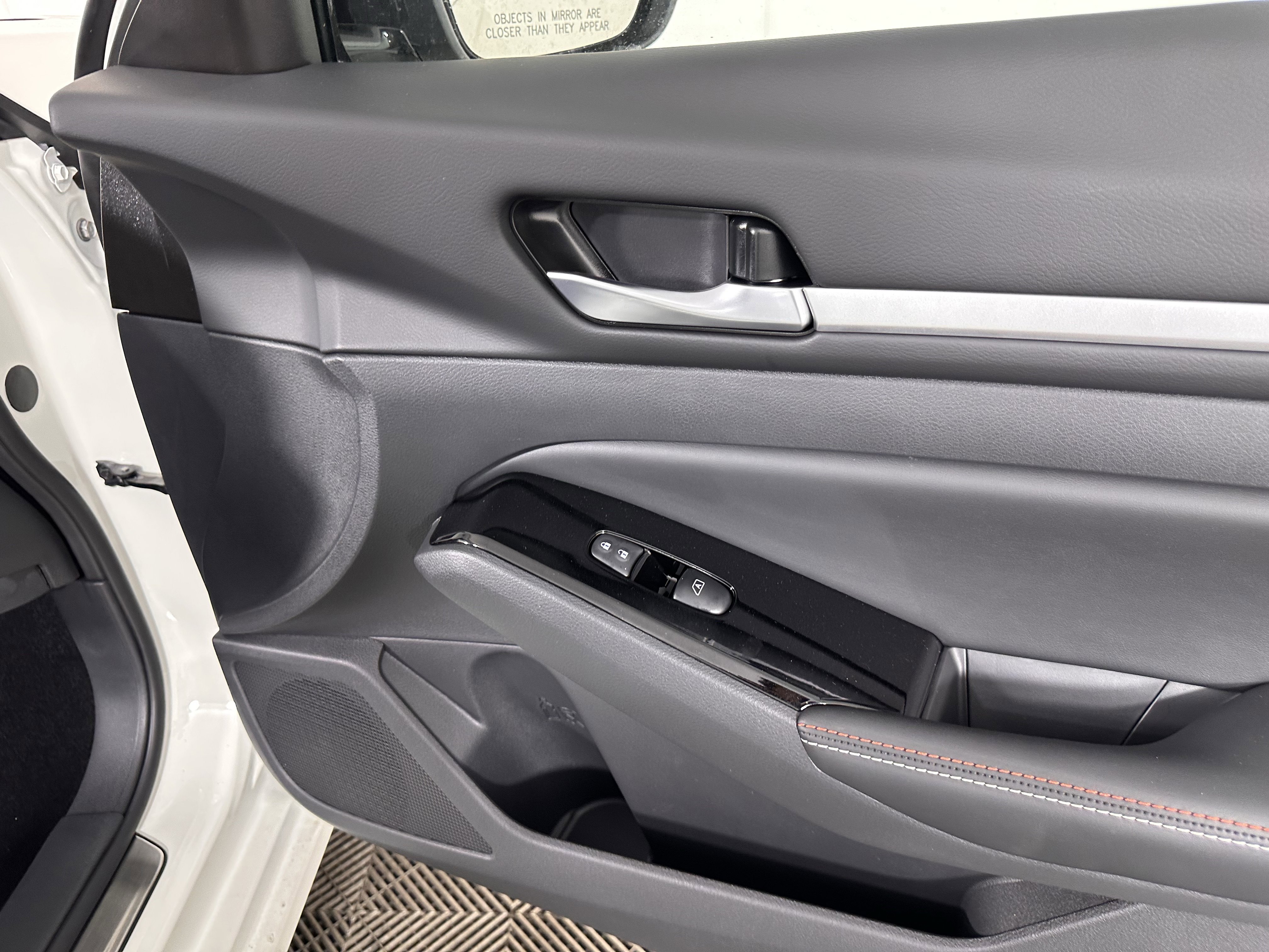 New 2025 Nissan Altima 2.5 SR w/ SR Premium Package image 42