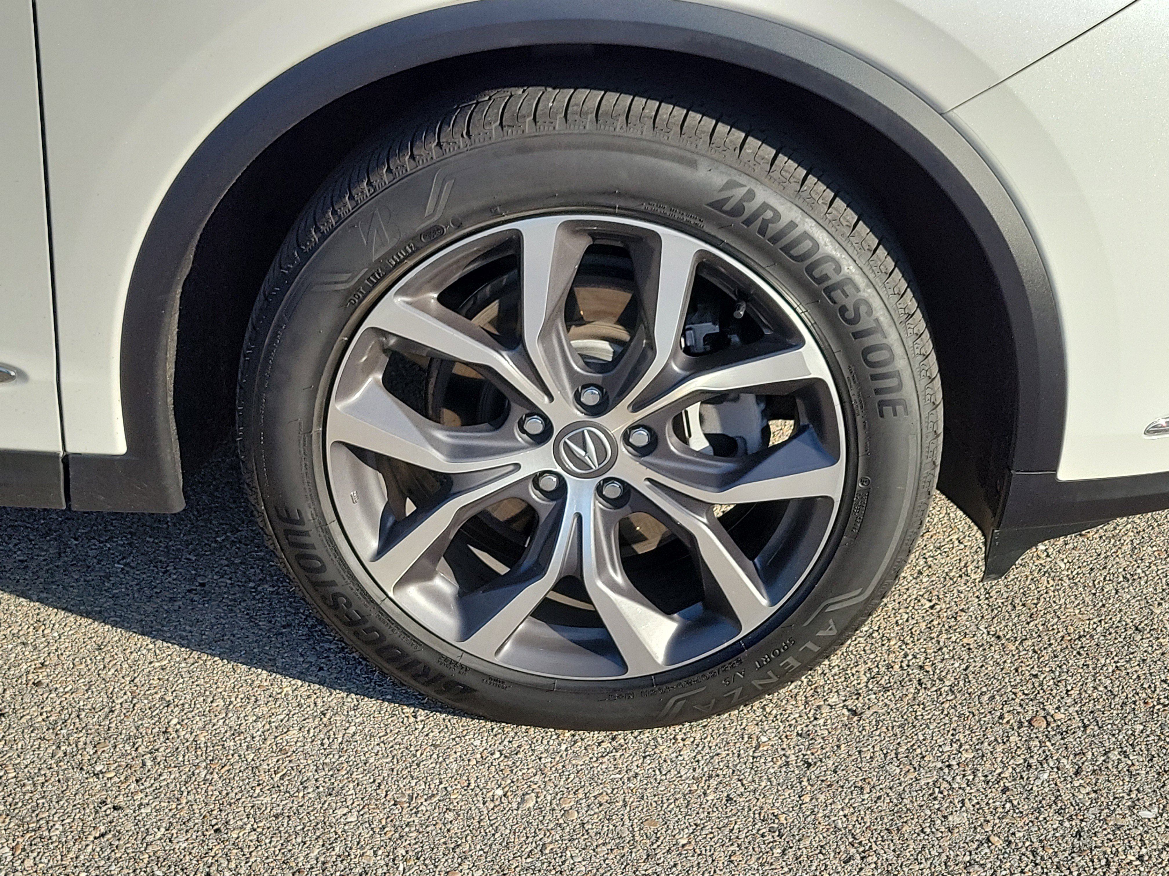 Used 2023 Acura MDX SH-AWD w/ Technology Package image 7